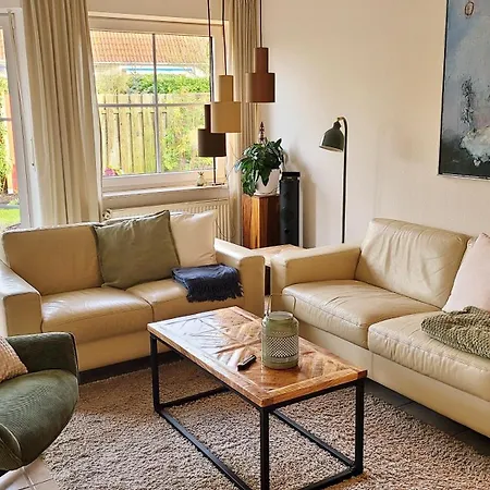 4 Sterne Marlene Mit Grossem Garten Bad Zwischenahn