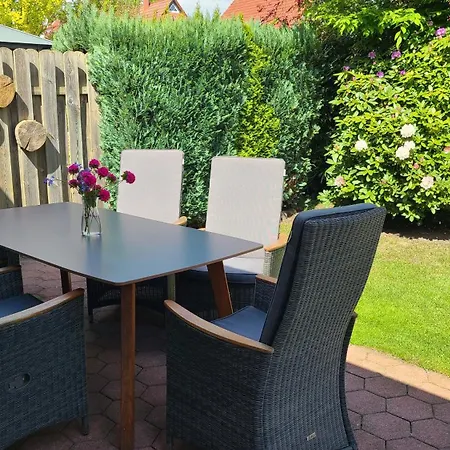 4 Sterne Marlene Mit Grossem Garten * Bad Zwischenahn